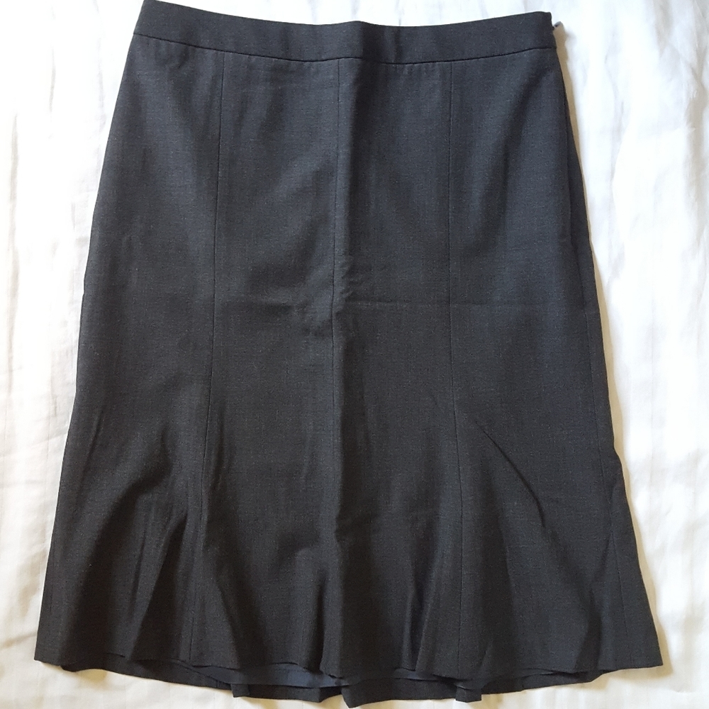 Ann Taylor CLASSIC GRAY A-LINE MIDI SKIRT